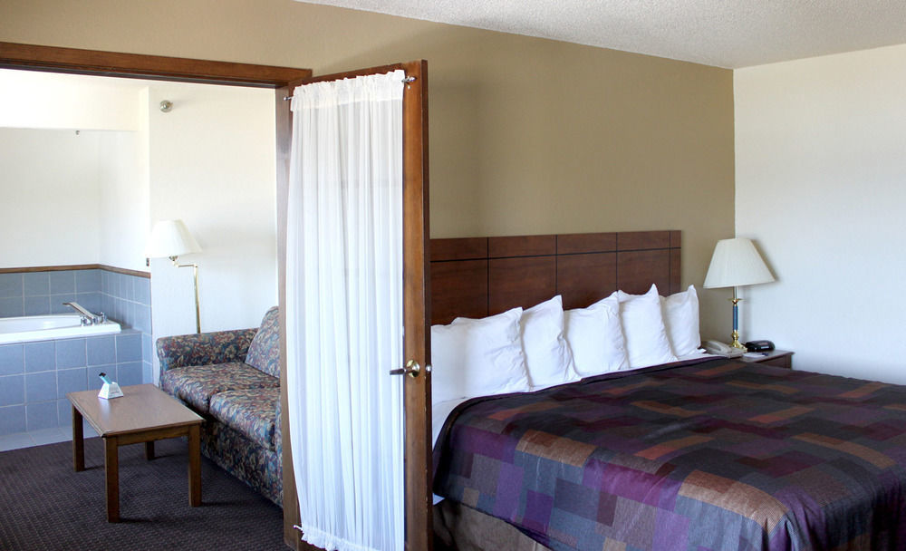 Americinn By Wyndham Lake City Kültér fotó