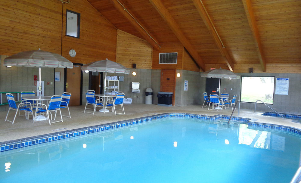 Americinn By Wyndham Lake City Kültér fotó